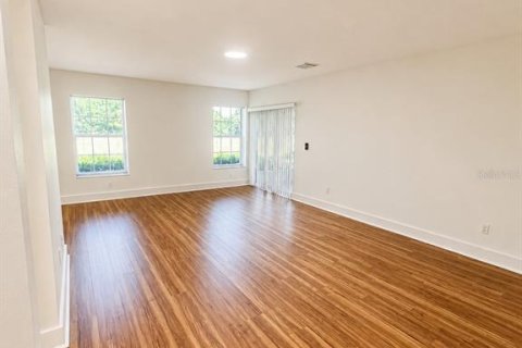 Condo in Apopka, Florida, 2 bedrooms  № 2151677 - photo 7