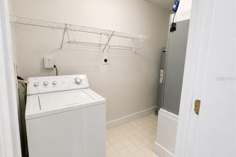 Condo in Apopka, Florida, 2 bedrooms  № 2151677 - photo 11