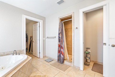 Casa en venta en Winter Haven, Florida, 3 dormitorios, 259.2 m2 № 1774827 - foto 27