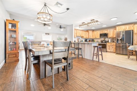 Casa en venta en Winter Haven, Florida, 3 dormitorios, 259.2 m2 № 1774827 - foto 18