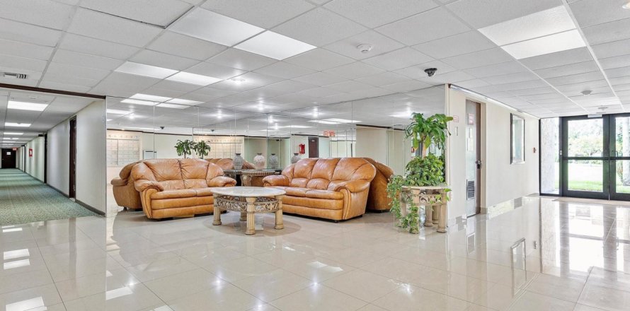 Condo à Hallandale Beach, Floride, 3 chambres № 1177202