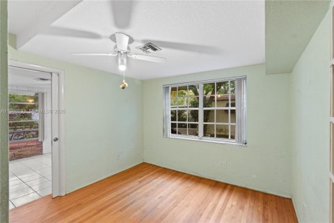 Купить виллу или дом в Майами, Флорида 4 спальни, 164.07м2, № 2048379 - фото 29