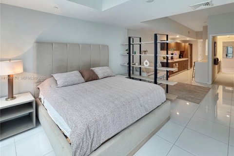 Студия в кондо в Майами, Флорида № 2052274