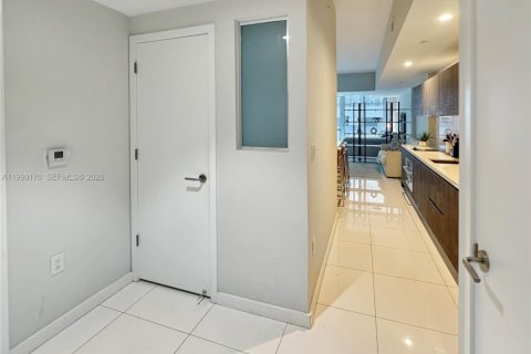 Снять в аренду кондоминиум в Майами, Флорида 61.87м2, № 2052274 - фото 11