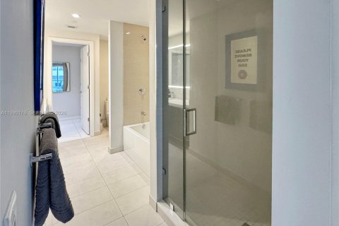 Снять в аренду кондоминиум в Майами, Флорида 61.87м2, № 2052274 - фото 12