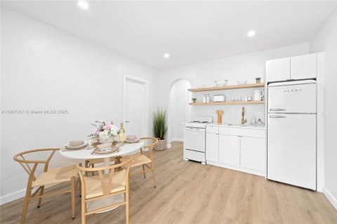 Immobilier commercial à vendre à Lake Worth, Floride: 477.89 m2 № 1963831 - photo 27