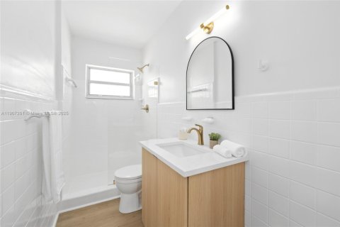 Immobilier commercial à vendre à Lake Worth, Floride: 477.89 m2 № 1963831 - photo 29