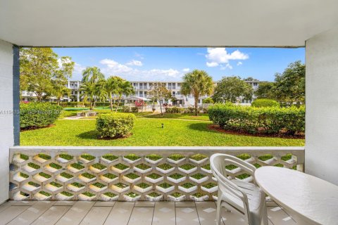 Купить кондоминиум в Майами, Флорида 1 спальня, 57.6м2, № 2003238 - фото 20