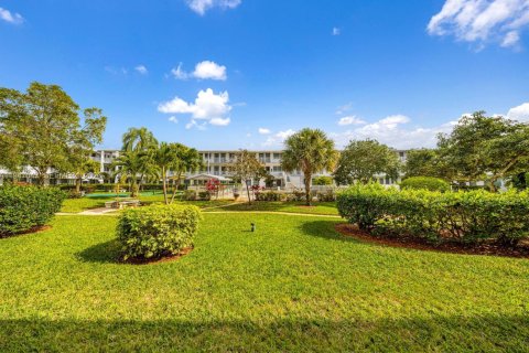 Купить кондоминиум в Майами, Флорида 1 спальня, 57.6м2, № 2003238 - фото 27