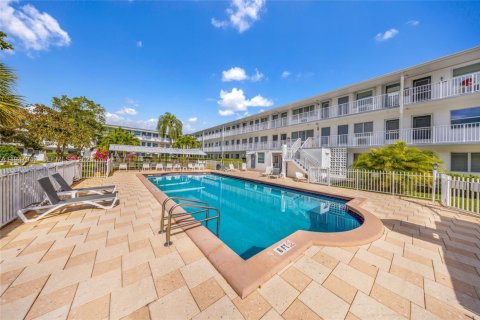 Купить кондоминиум в Майами, Флорида 1 спальня, 57.6м2, № 2003238 - фото 23