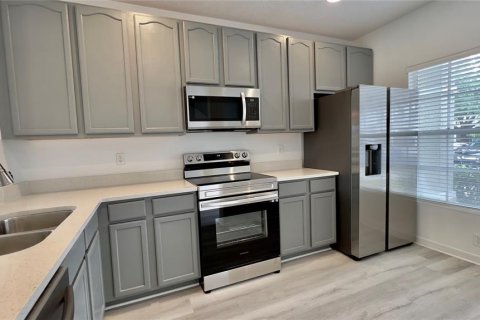 Copropriété à louer à Orlando, Floride: 2 chambres, 99.5 m2 № 2267325 - photo 11