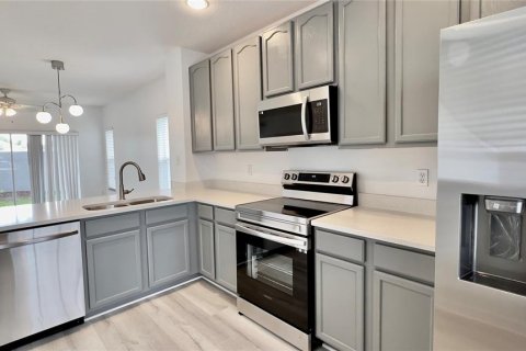 Copropriété à louer à Orlando, Floride: 2 chambres, 99.5 m2 № 2267325 - photo 10