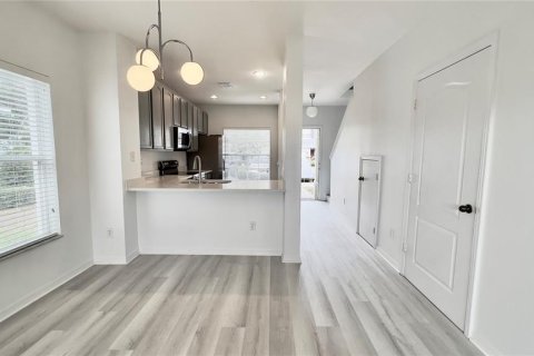 Copropriété à louer à Orlando, Floride: 2 chambres, 99.5 m2 № 2267325 - photo 15