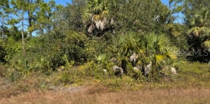 Land in North Port, Florida № 2165410