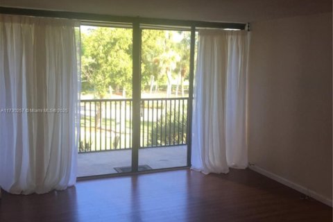 Copropriété à vendre à Aventura, Floride: 1 chambre, 67.82 m2 № 1960124 - photo 14