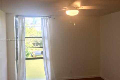Copropriété à vendre à Aventura, Floride: 1 chambre, 67.82 m2 № 1960124 - photo 23