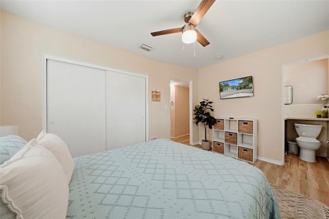 Villa ou maison à vendre à Saint Petersburg, Floride: 3 chambres, 125.6 m2 № 2133612 - photo 25