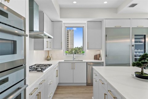 Condominio en venta en Tampa, Florida, 4 dormitorios, 269.04 m2 № 1846524 - foto 14