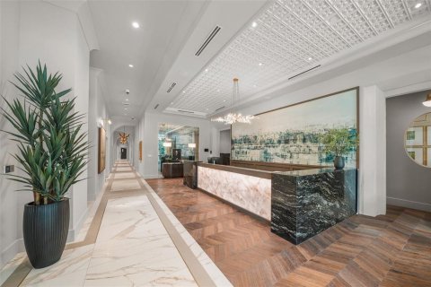 Condominio en venta en Tampa, Florida, 4 dormitorios, 269.04 m2 № 1846524 - foto 3