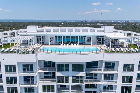 Condominio en venta en Tampa, Florida, 4 dormitorios, 269.04 m2 № 1846524 - foto 2
