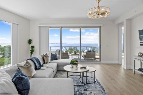 Condominio en venta en Tampa, Florida, 4 dormitorios, 269.04 m2 № 1846524 - foto 16