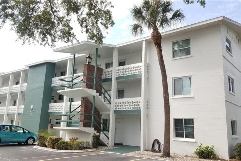 Condo in Bradenton, Florida, 2 bedrooms  № 1873005 - photo 1