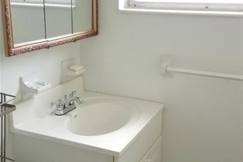 Condo in Bradenton, Florida, 2 bedrooms  № 1873005 - photo 18