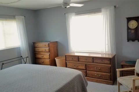 Condo in Bradenton, Florida, 2 bedrooms  № 1873005 - photo 13