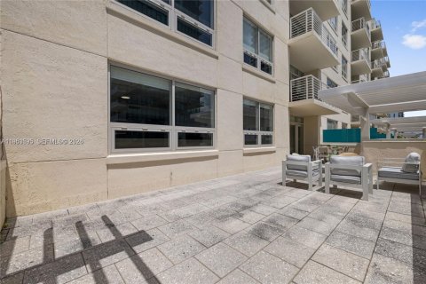Купить кондоминиум в Майами, Флорида 2 спальни, 110.55м2, № 2025601 - фото 17