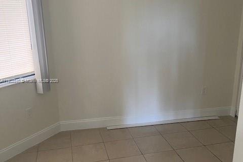 Снять в аренду кондоминиум в Майами, Флорида 2 спальни, 99.78м2, № 1952971 - фото 9