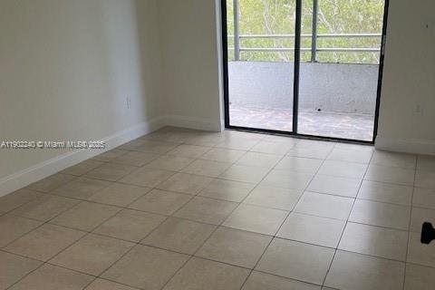 Снять в аренду кондоминиум в Майами, Флорида 2 спальни, 99.78м2, № 1952971 - фото 4