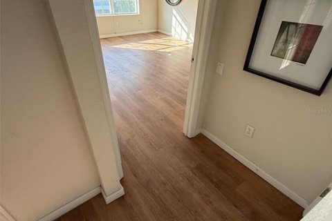 Condominio en alquiler en Orlando, Florida, 3 dormitorios, 185.99 m2 № 1869101 - foto 16