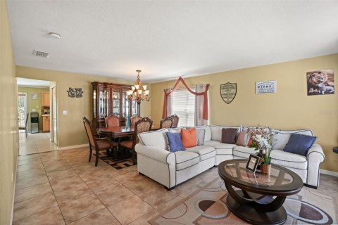 Casa en venta en Winter Springs, Florida, 4 dormitorios, 224.36 m2 № 2131354 - foto 4