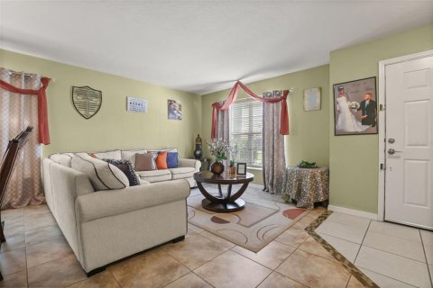 Casa en venta en Winter Springs, Florida, 4 dormitorios, 224.36 m2 № 2131354 - foto 6