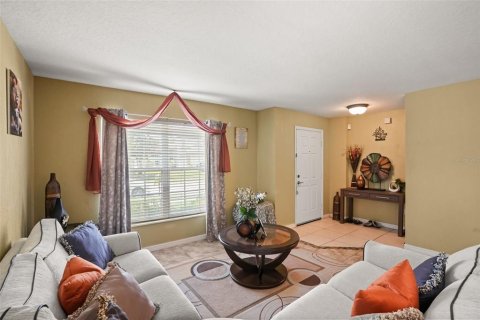Casa en venta en Winter Springs, Florida, 4 dormitorios, 224.36 m2 № 2131354 - foto 5