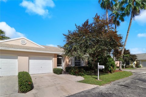 House in Homestead, Florida 2 bedrooms, 119.47 sq.m. № 1956648 - photo 22