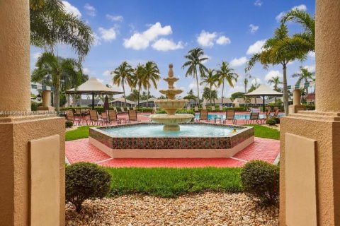 House in Homestead, Florida 2 bedrooms, 119.47 sq.m. № 1956648 - photo 21