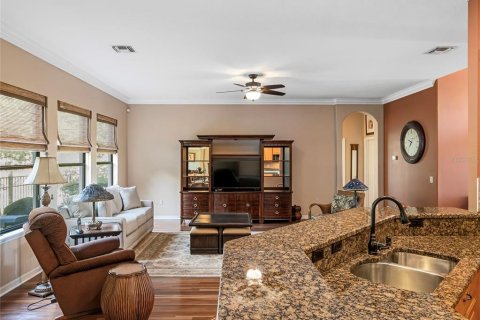 House in Sanford, Florida 4 bedrooms, 199.46 sq.m. № 2121119 - photo 23