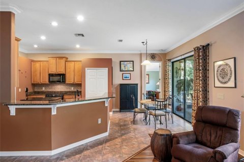 House in Sanford, Florida 4 bedrooms, 199.46 sq.m. № 2121119 - photo 19