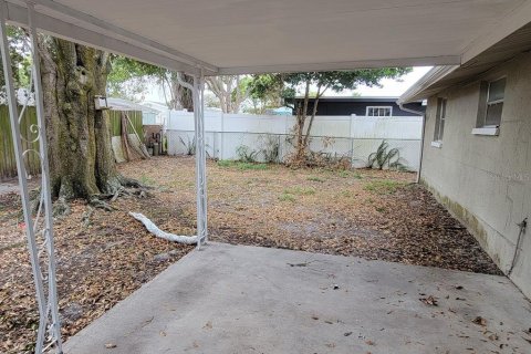 Casa en alquiler en New Port Richey, Florida, 2 dormitorios, 106.74 m2 № 1906825 - foto 15