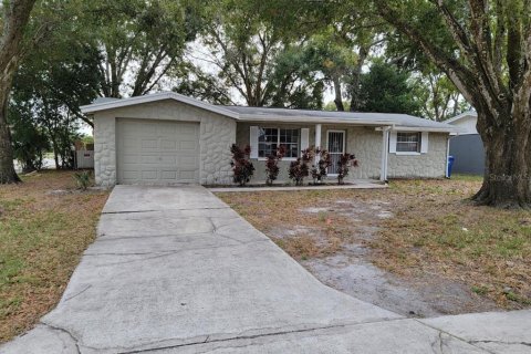 Casa en alquiler en New Port Richey, Florida, 2 dormitorios, 106.74 m2 № 1906825 - foto 1