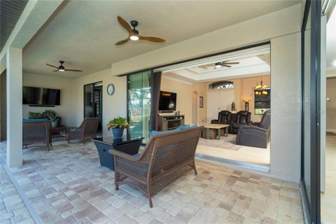 House in Rotonda, Florida 3 bedrooms, 180.6 sq.m. № 1523764 - photo 15