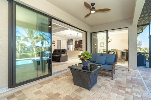 House in Rotonda, Florida 3 bedrooms, 180.6 sq.m. № 1523764 - photo 12