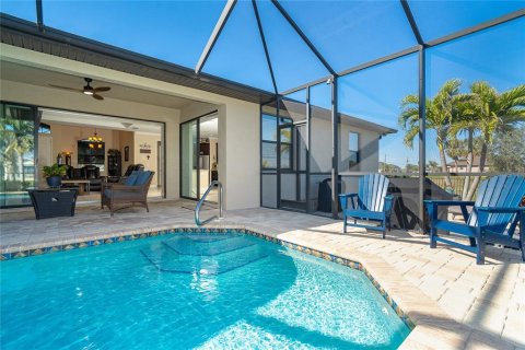 House in Rotonda, Florida 3 bedrooms, 180.6 sq.m. № 1523764 - photo 18