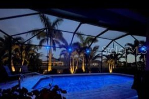 House in Rotonda, Florida 3 bedrooms, 180.6 sq.m. № 1523764 - photo 22