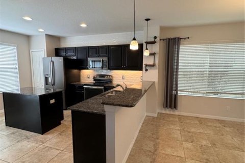 House in Sarasota, Florida 3 bedrooms, 156.08 sq.m. № 1912046 - photo 5