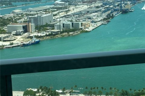 Condo in Miami, Florida, 2 bedrooms  № 1986608 - photo 8