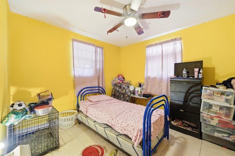 Villa ou maison à vendre à North Lauderdale, Floride: 2 chambres, 72 m2 № 2083835 - photo 12