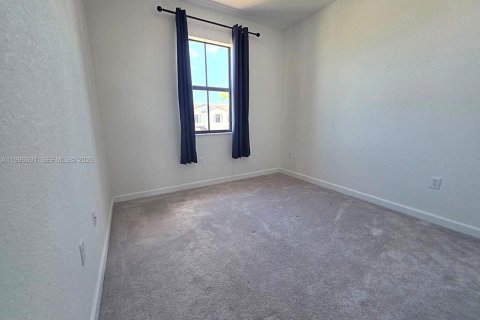 Townhouse in Homestead, Florida 3 bedrooms, 123.65 sq.m. № 2060516 - photo 7