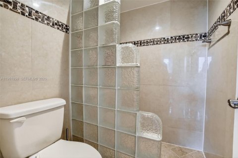 Condominio en venta en Plantation, Florida, 2 dormitorios, 90.12 m2 № 2023755 - foto 1